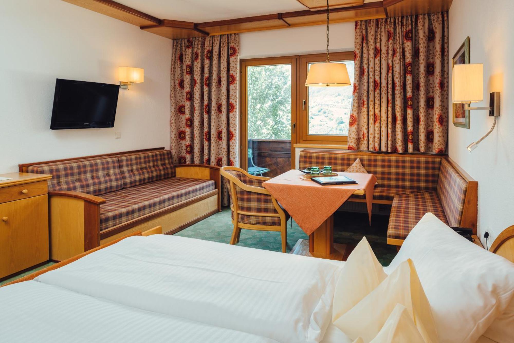 Huber Hotel Tramserhof Landeck Kültér fotó