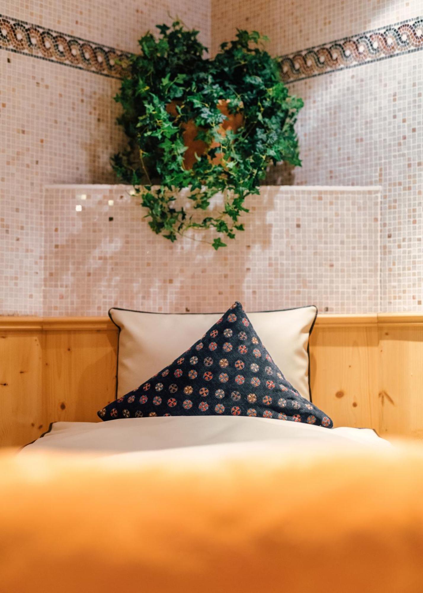 Huber Hotel Tramserhof Landeck Kültér fotó